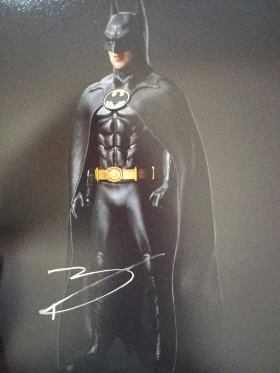 BEN AFFLECK SIGNED 'BATMAN'