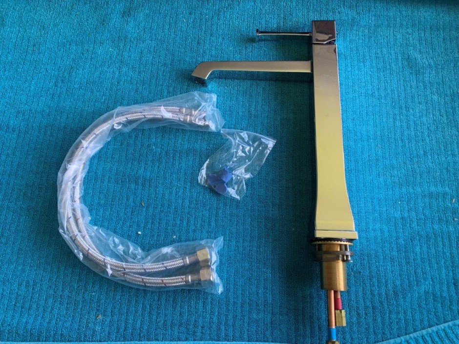 1 x Tall Simply Inspiring Basin Mixing Tap (Unused)