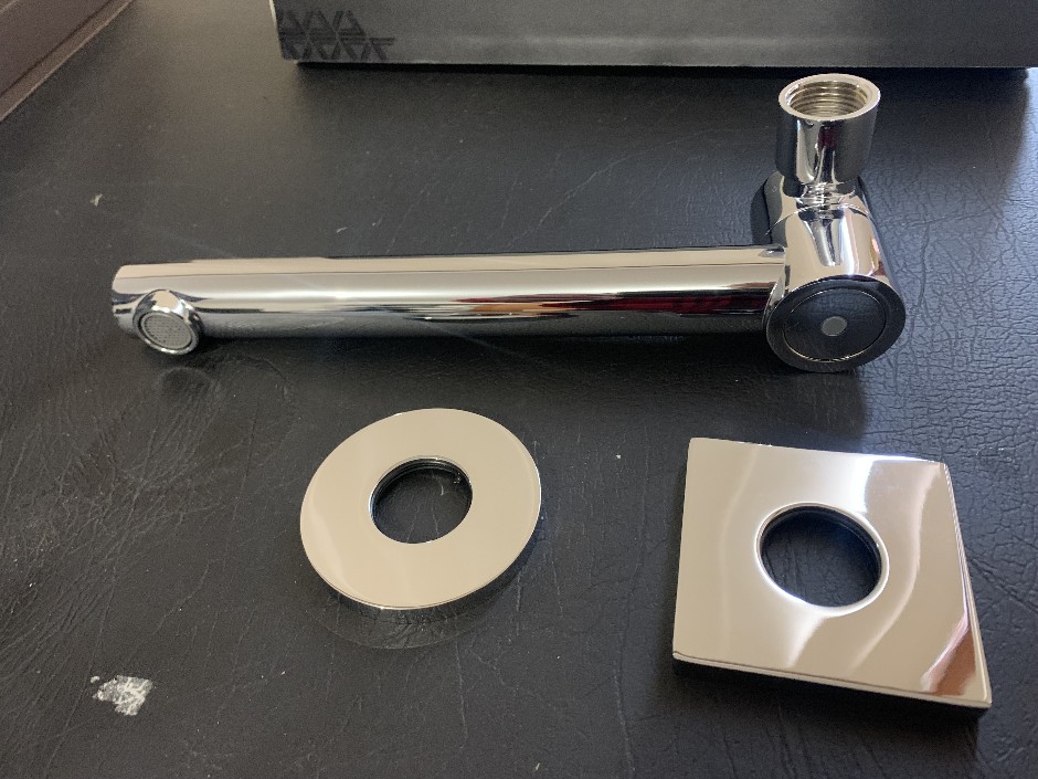 2 x Multitude Swivel Bath Spouts, Chrome Finish (Unused)