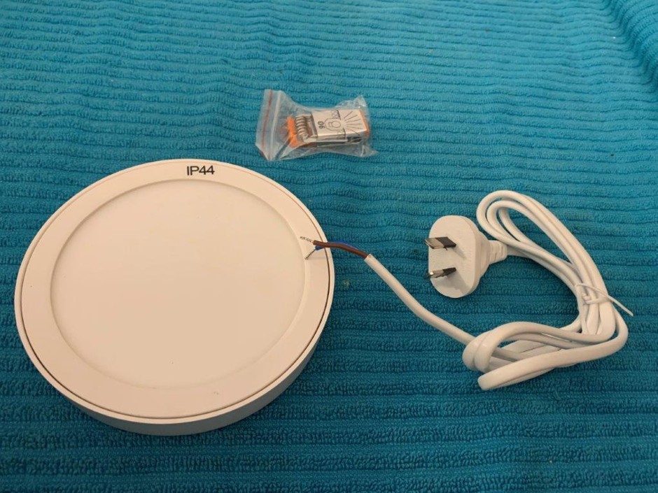 10 x Gulite 9W LED Down Lights, 9W (Unused)