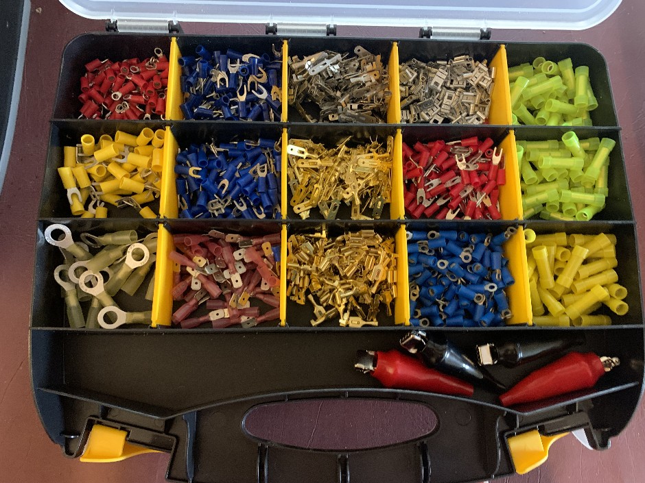 Medium Quality Double Sided Carry Case (Unused)