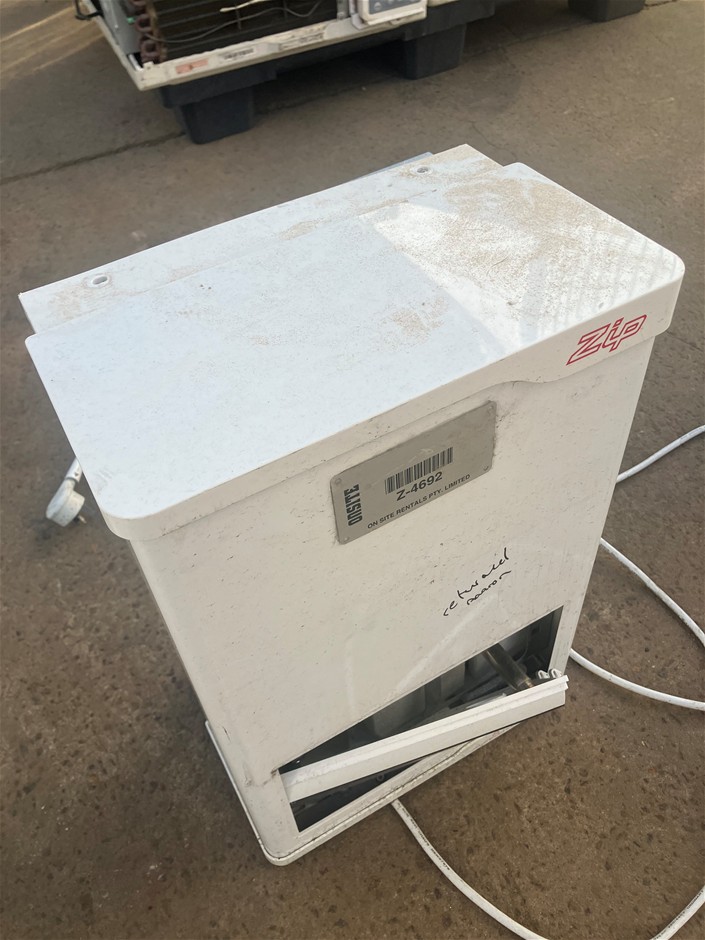 14x ZIP Hot Water Systems & 1x Water Cooler - Glendenning