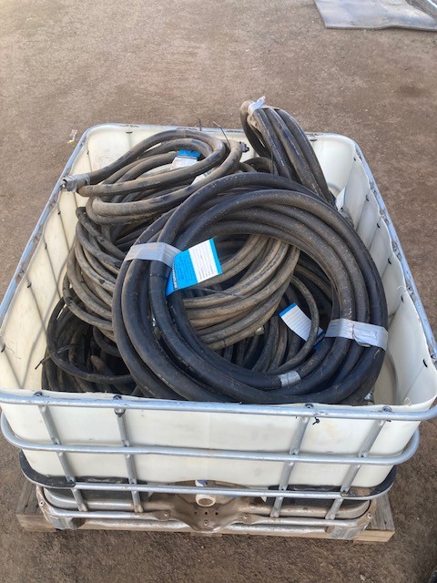 Pallet of 24x Fuel Hoses - BSB Connectors - Roma