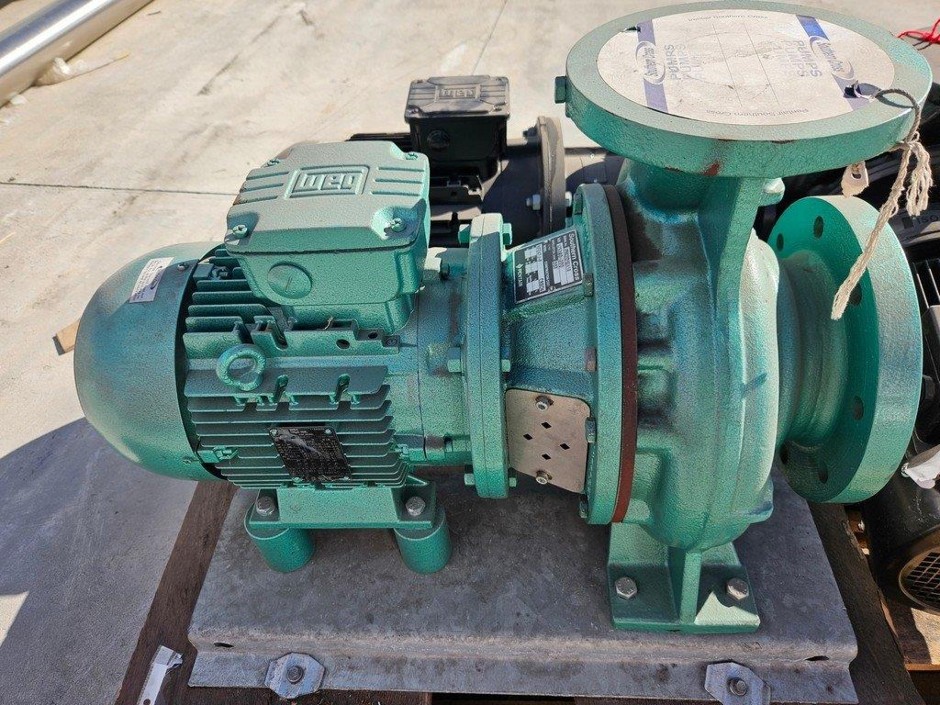 <p>PENTAIR SOUTHERN CROSS END SUCTION MOTOR PUMP</p>