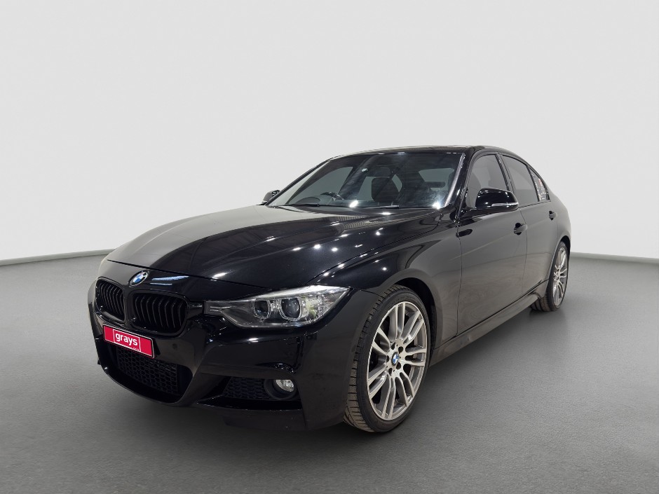 2012 BMW 3 Series 328i Petrol Sedan