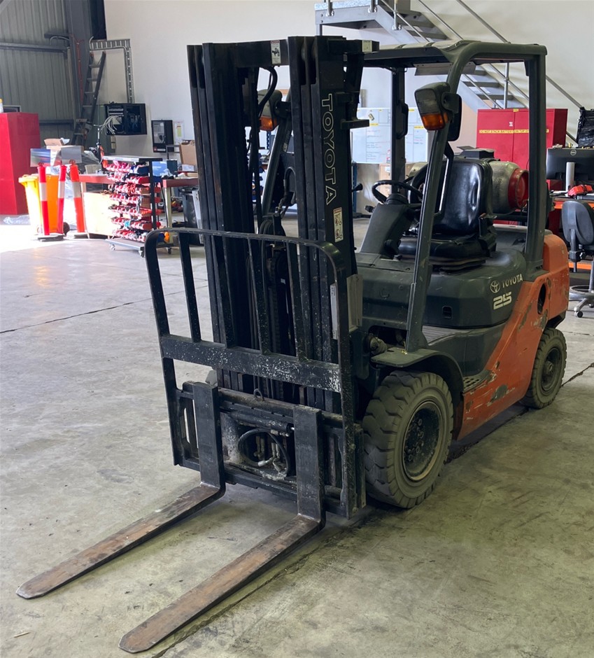 2015 Toyota 8FG25 Forklift - 2.5t - 3.0m - LPG - St Mary's