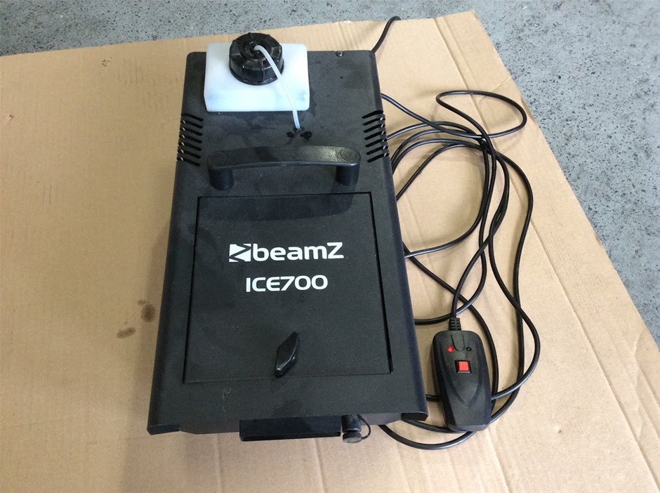 BeamZ ICE700 Smoke Machine Stage Effect Machine