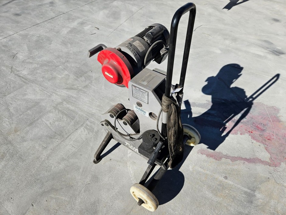 TUWEI PIPE CUTTING MACHINE - TWQ-IIIA