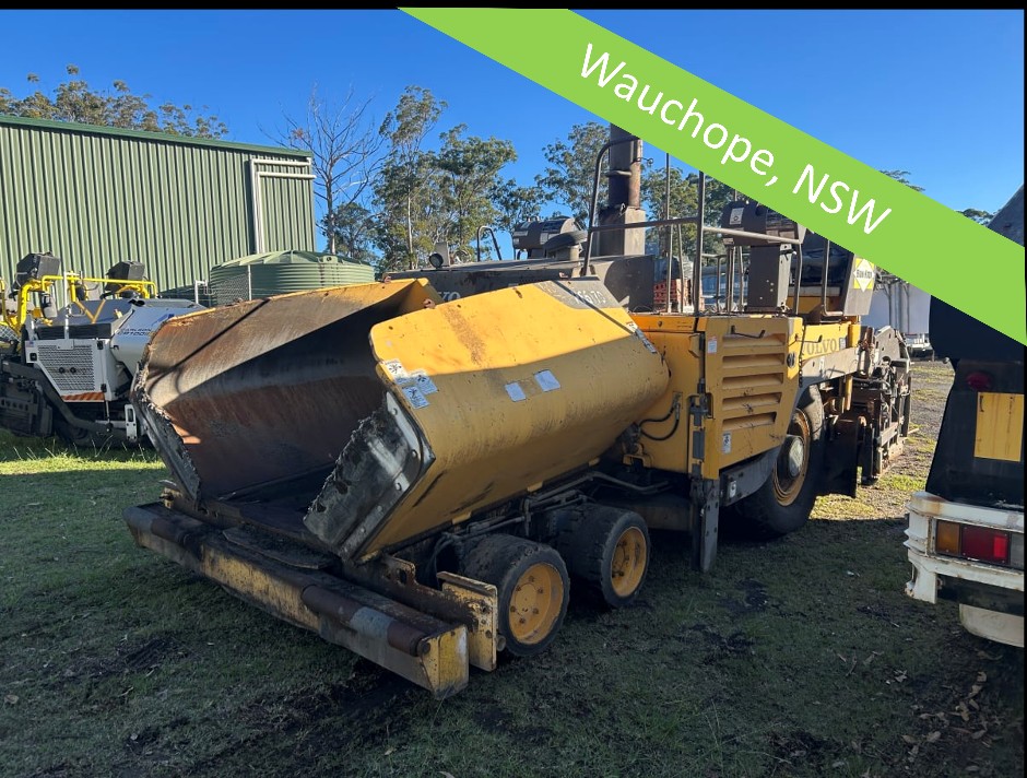 <p>2012 Volvo PF6170 Wheeled Paver **Off-Site**</p>