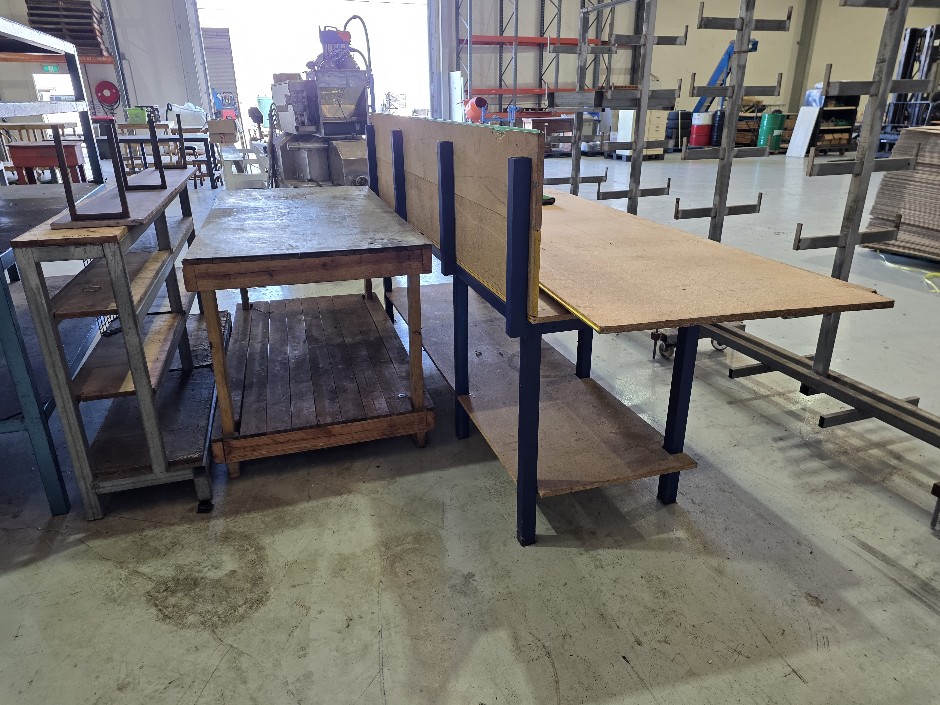 <p>Work Bench x 2</p>