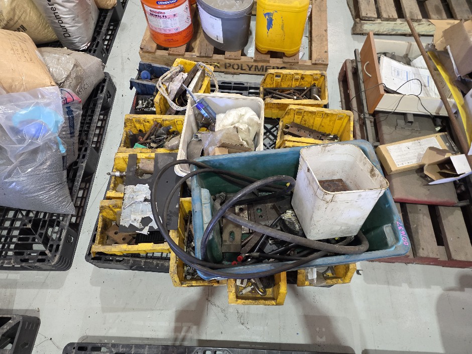 <p>Miscellaneous Pallet</p>