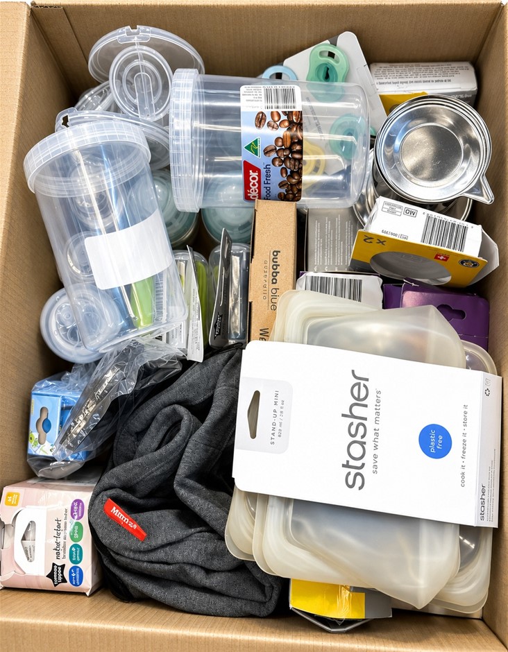 BABY BUNDLE: TOMMEE TIPPEE, PIGEON, PHILIPS AVENT, STASHER, BUBBA BLUE & DÉ