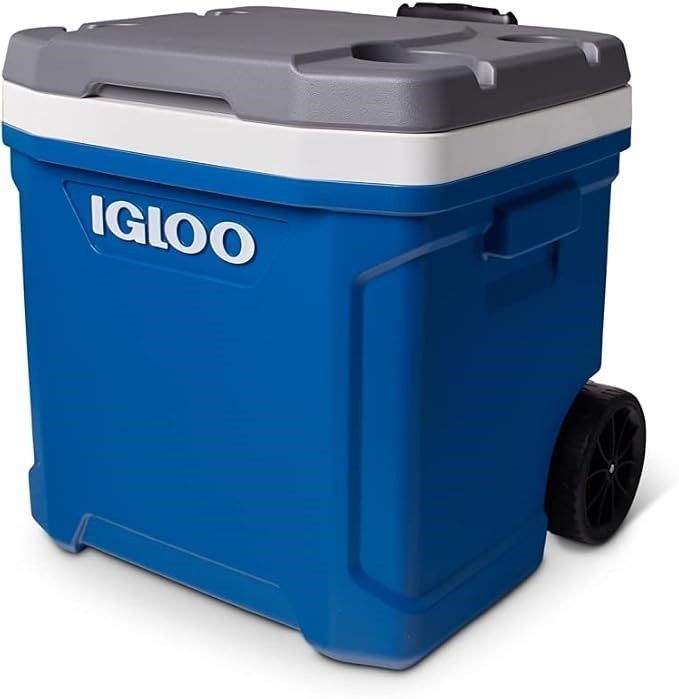 IGLOO Latitude Wheeled Cooler, 56L, Indigo Blue.