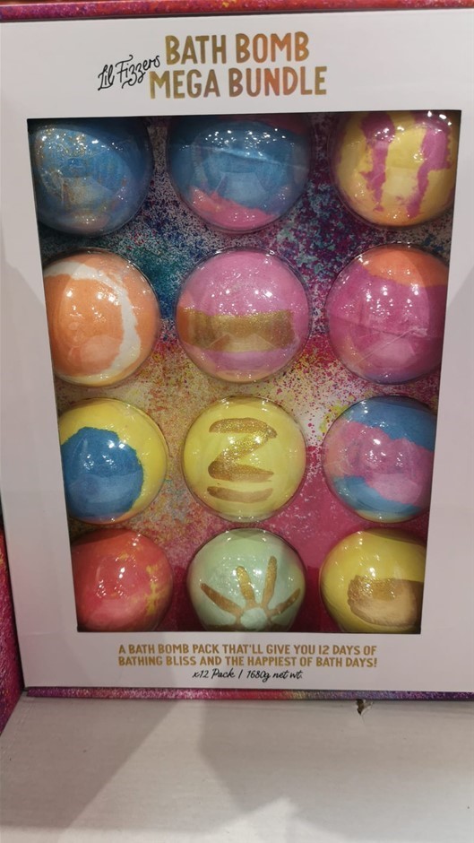LIL FIZZERS 12pk Bath Bomb Mega Bundle. NB: 1 x missing.