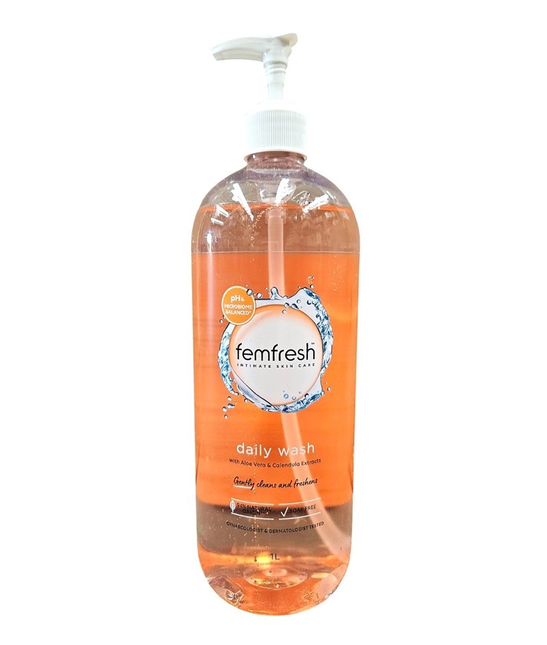 2 x FEMFRESH Intimate Skin Care Daily Wash, 1L. N.B: Damaged/missing pumps