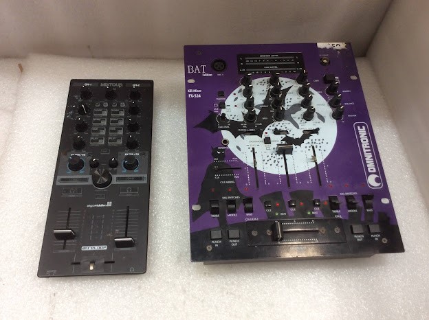 Reloop Mixtour DJ controller&Omnitronic Kill-Mixer FX-524 (Lot of 2)