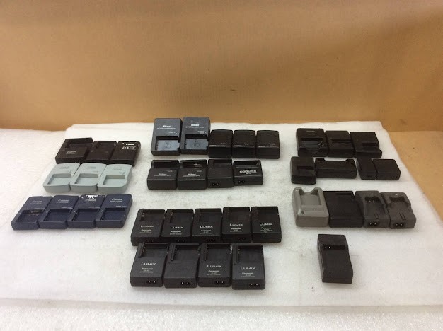 Panasonic/Sony/Nikon/Canon Mixed Brand and Model Digital Camera Battery