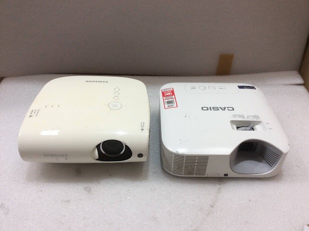Casio XJ-V110W&Samsung SP-L300 Projector (Lot of 2)