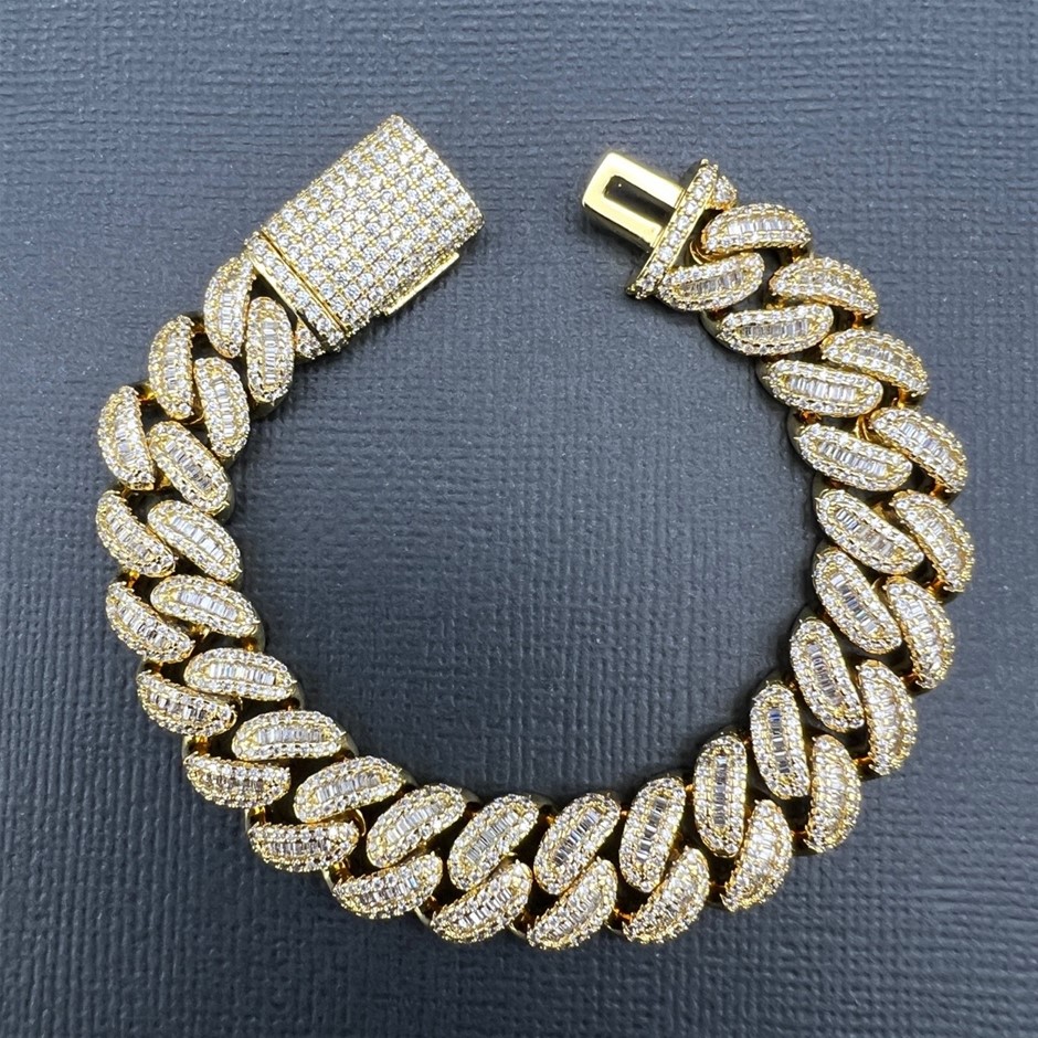 18K Gold-Filled Cuban Chain Bracelet with AAA Cubic Zirconias - 17.8cm