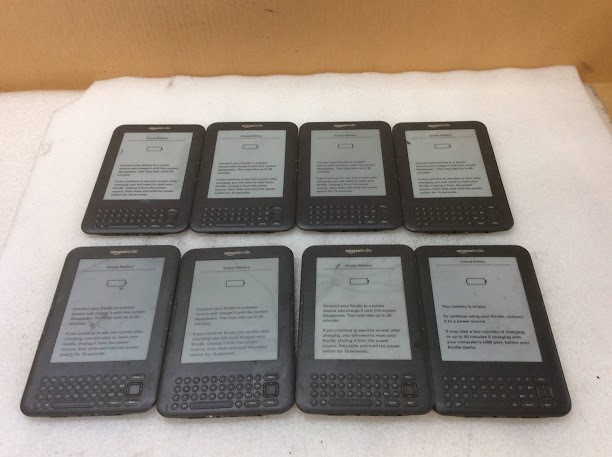 Amazon Kindle Mixed Model e-readers (Lot of 8)