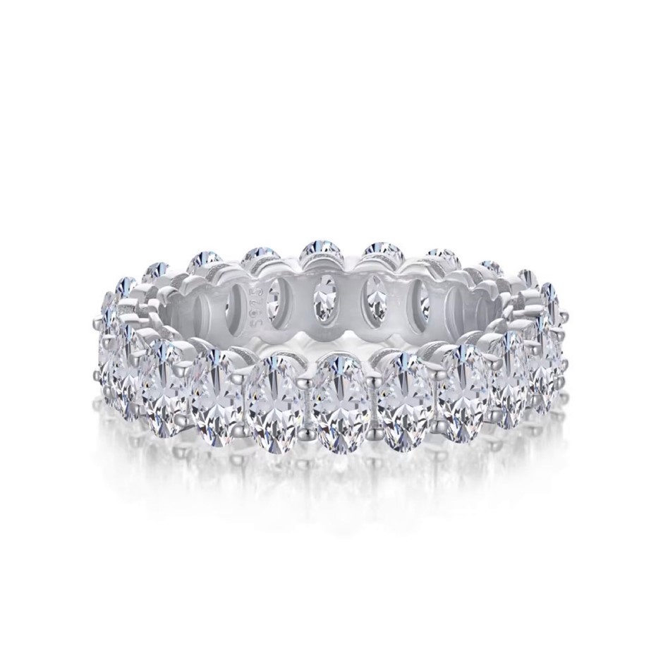 Oval Cubic Zirconia 925 Sterling Silver Band Ring - Size 8