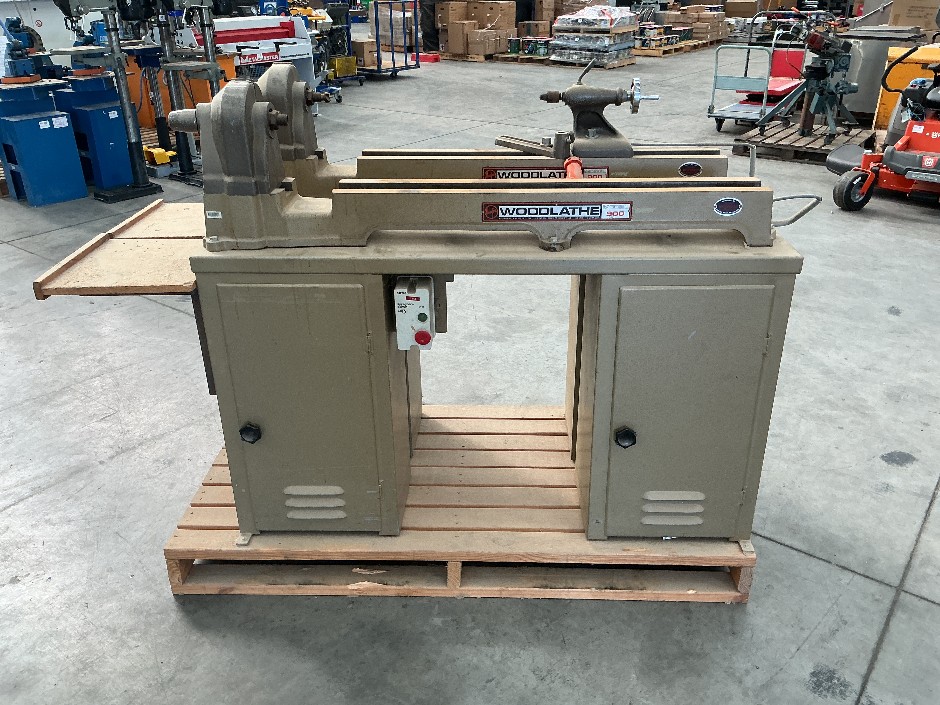 <p>1 X  Woodfast Wood Lathe</p>