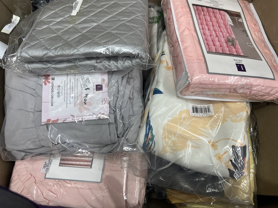 17 x Assorted Curtain products. NB: Photo as is. Some not in original packa
