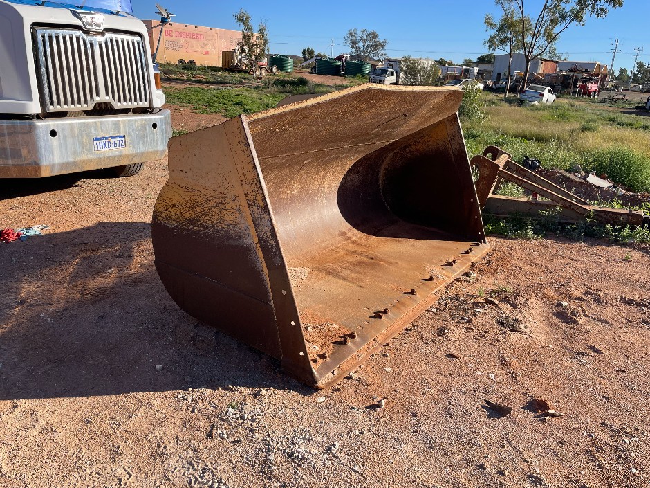 Komatsu WA380-6 Bucket