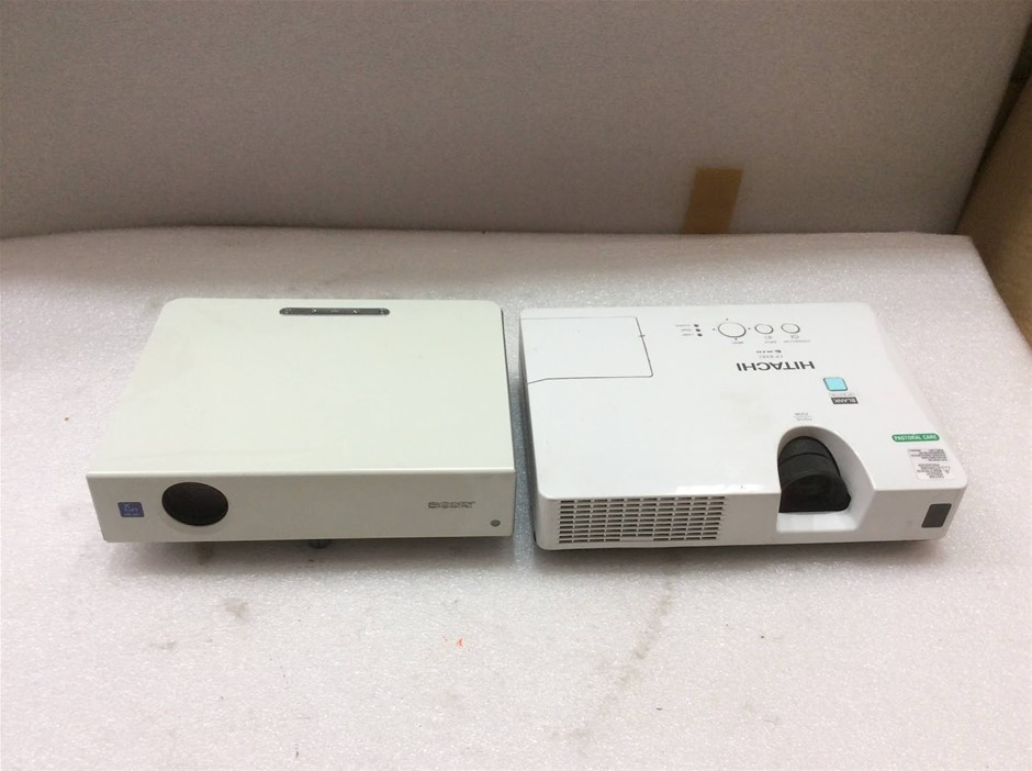 Sony VPL-EX1 Data Projector + Hitachi CP-RX82 LCD Projector