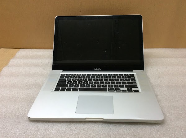Apple MacBook Pro(A1286)(EMC2353) Laptop i5-520M 4GBRAM/250GB