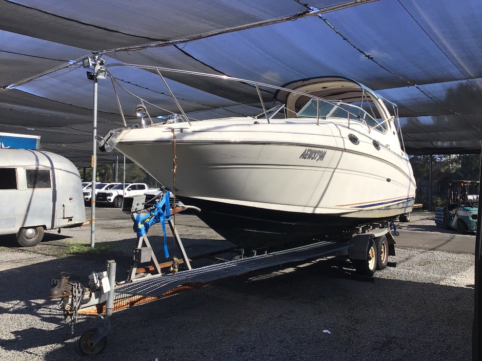 Searay 315 Boat