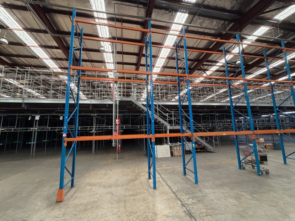 <p>Dexion Pallet Racking Shelving</p>