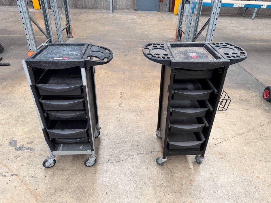 <p>Mobile Hair Salon Trolleys</p>