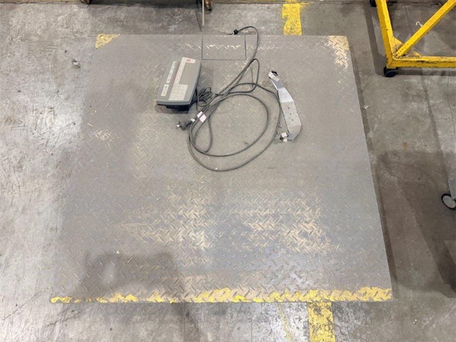 OHAUS Defender 5000 Industrial Scale