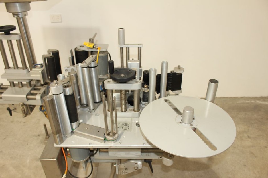 Automatic Wrap Around Labeller, "Tronics"
