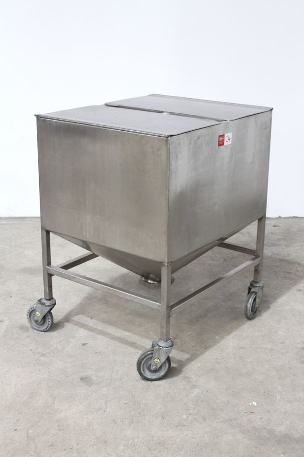 <p>150L Stainless Steel Mobile Hopper</p>