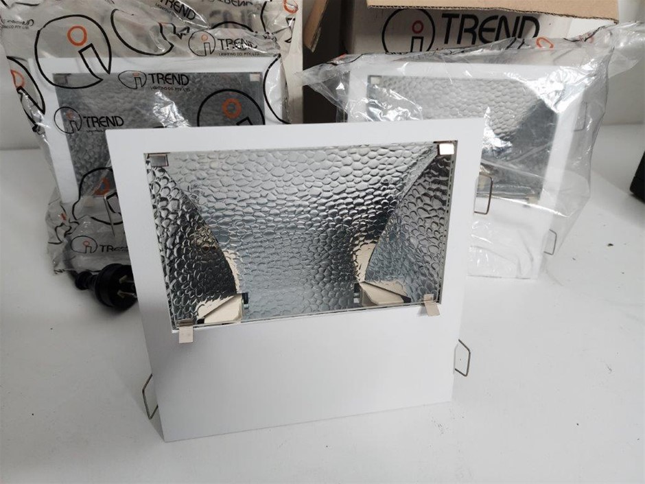 3 x Trend Lighting Halogen Lamps - Unused