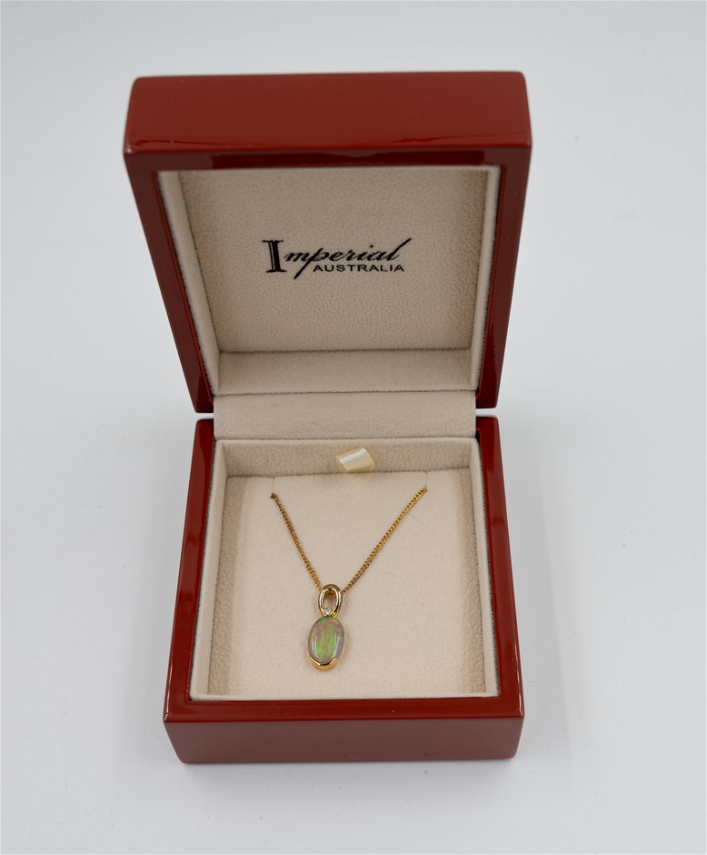 IMPERIAL AUSTRALIA 18k Yellow Gold Light Opal Pendant. Gem Weight: Opal 2.0
