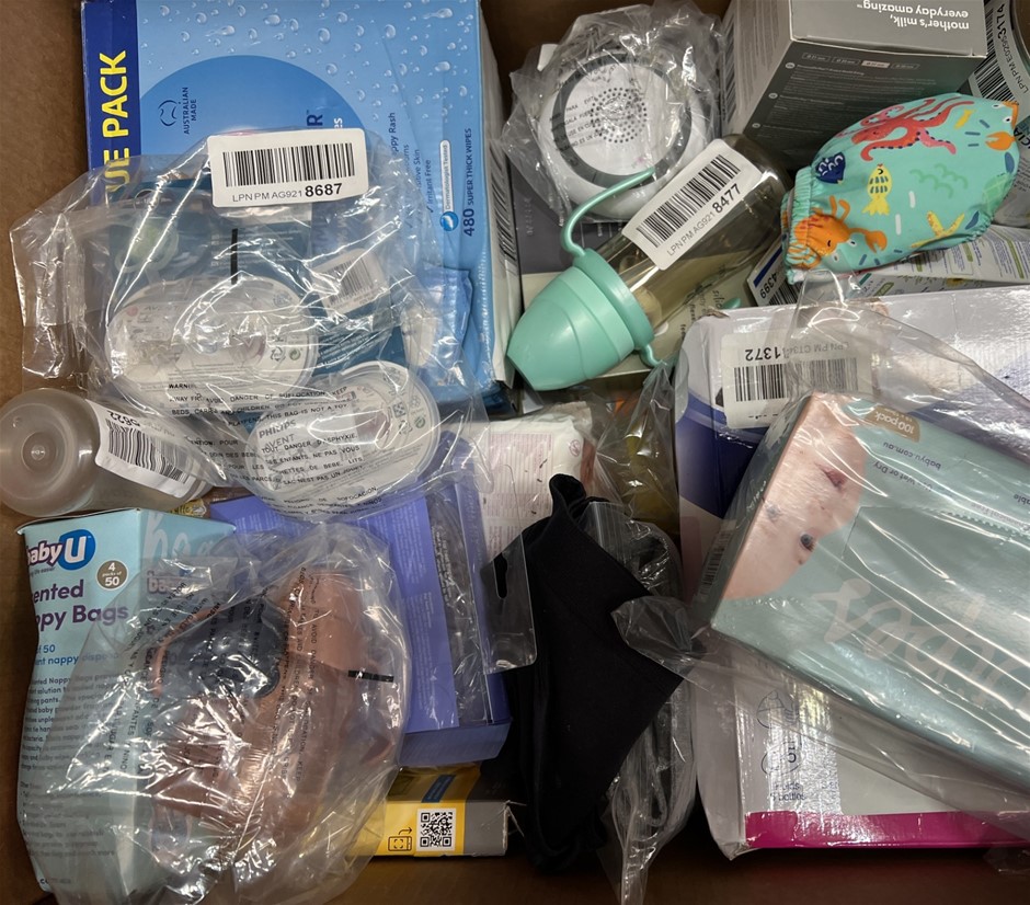 18 x Assorted Baby Products; Incl. Wipes, Nappy Bags, Bottles, Teats & More