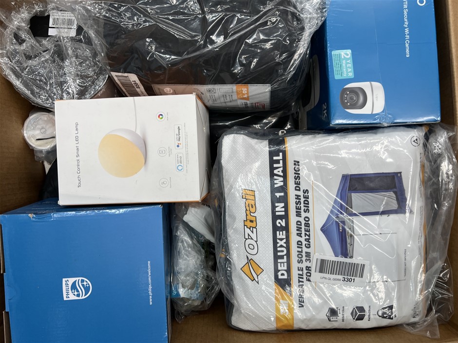 13 x Assorted Outdoor Products; Incl. Tent, Duffel, Security, Light & More.