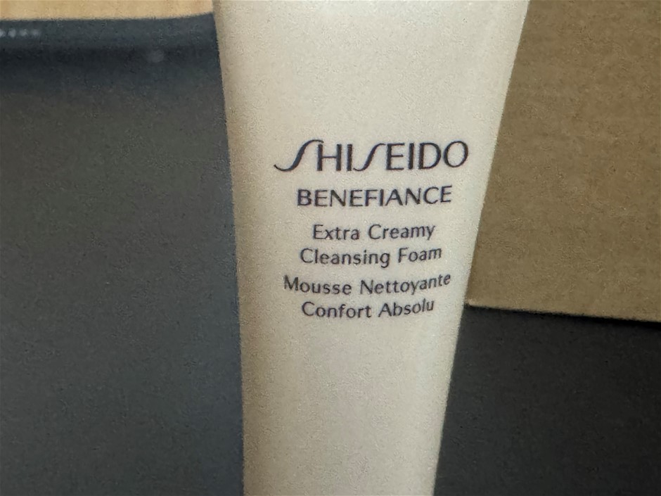 Shiseido Benefiance Extra Creamy Cleansing Foam (30ml/1oz) box of ten