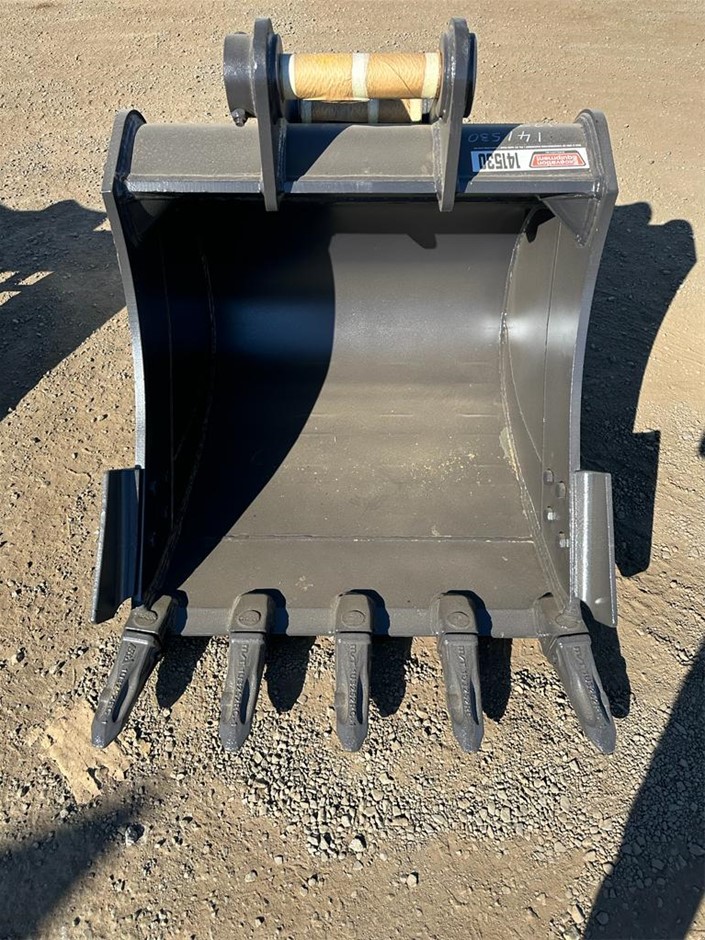 900mm GP/Digging Bucket to Suit 10-17T Excavator(Unused)