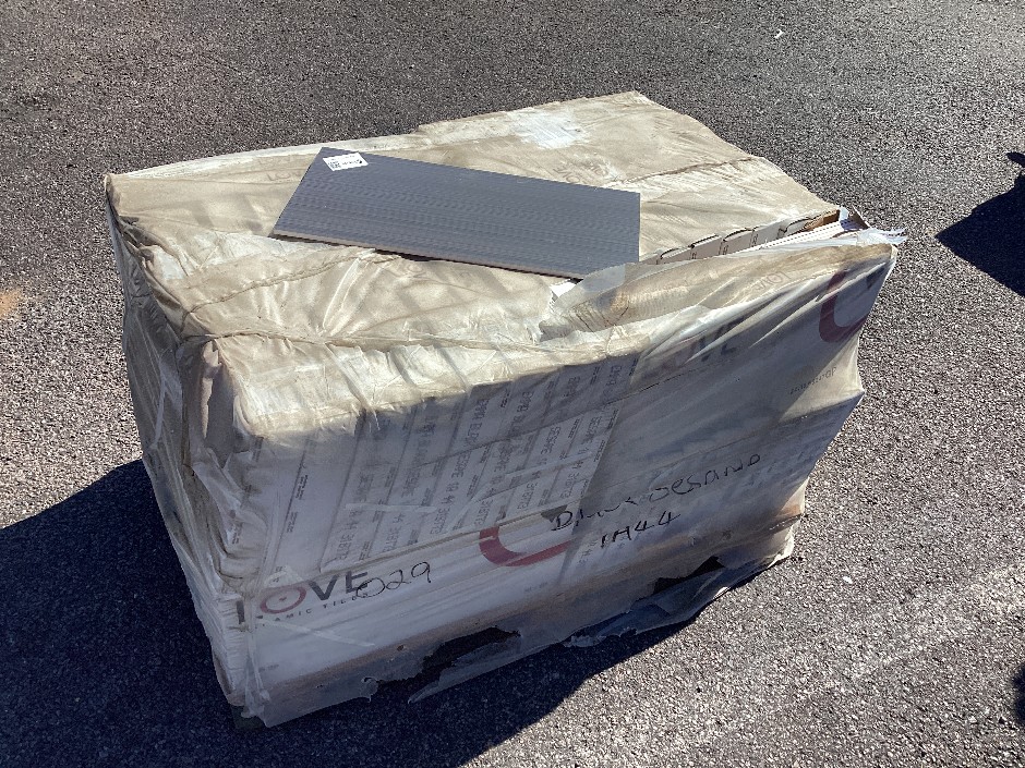 Pallet of Assorted Tiles Black Sesame 30cm x 60cm