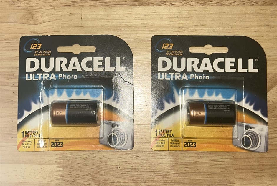 2x DURACELL Ultra Photo Batteries