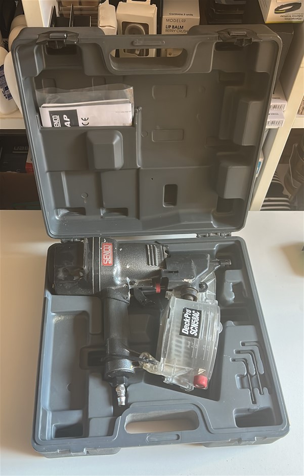 SENCO DeckPro Air Nailer Coiler