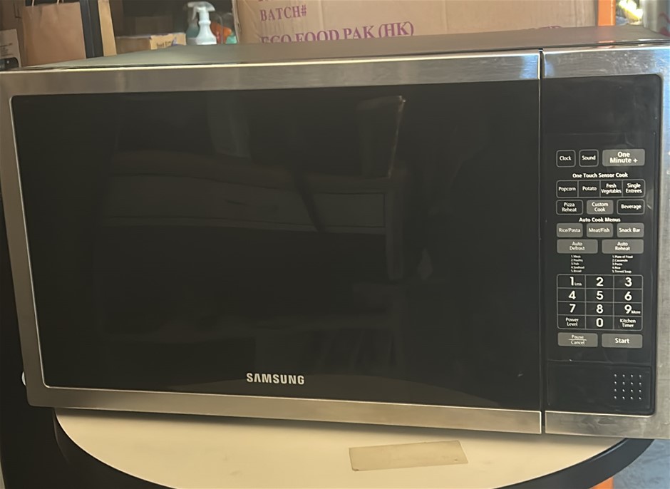 SAMSUNG Microwave
