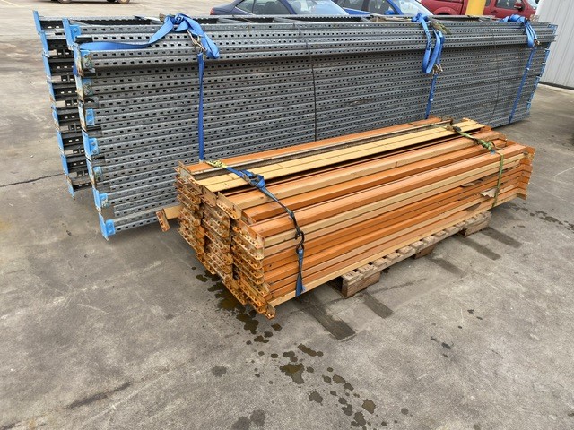 <p>Qty of 13 Bays of Dexion Pallet Racking</p>