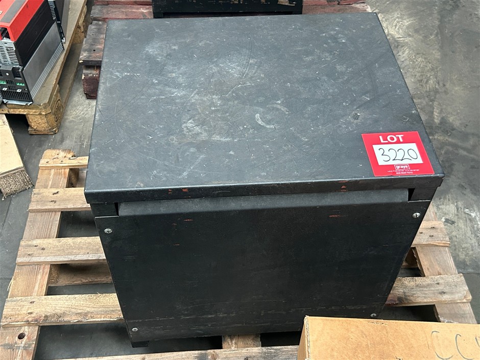 2005 Powersafe 200/115v Power Transformer