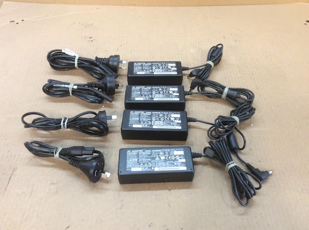 Mix Brand SED80N2-24.C AC Adapter (Lot of 4)