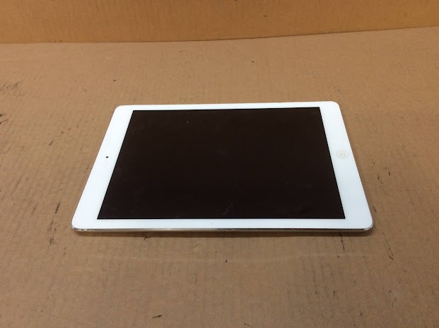Apple iPad Air 1(A1474) Tablet 16GB